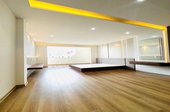Bán Nhà 5 Tầng Ngọc Thụy - Gara, Thang Máy, Vỉa Hè - Giá 23.9 Tỷ