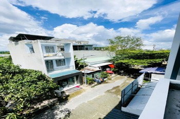 Nhà Mới 3 Tầng, 4PN, Đường 8m - Khu Dân Cư Nam Khang, Quận 9 - Giá 6.15 Tỷ