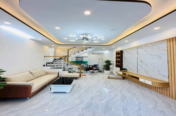 Bán Gấp Nhà Quận 5, 3PN, 4WC, 67m2, Giá 3.55 Tỷ - Tản Đà, Gần ĐH Y Dược