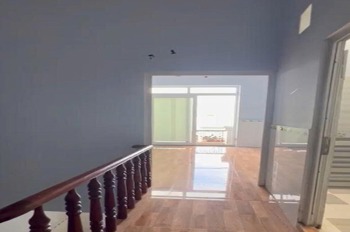 Bán Gấp Nhà Đẹp, Vị Trí Vàng Kinh Doanh - Giá Tốt Nhất Khu Vực