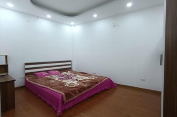 Bán nhà 4 tầng, 42m2, mặt tiền 4m - Vị trí đắc địa Thanh Trì, Giá 5.5 tỷ