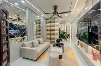 Siêu phẩm lô góc 40m2, 4PN, Full Đồ - Minh Khai - Hai Bà Trưng - Giá Tốt