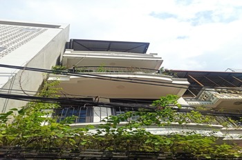 Bán nhà Lạc Long Quân - 4 Tầng - Ô Tô Vào Nhà - Giá 15.5 Tỷ