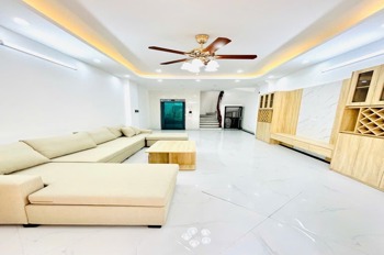 Bán Nhà Lĩnh Nam 6 Tầng, 9 Tỷ, Ô Tô Đỗ Cửa