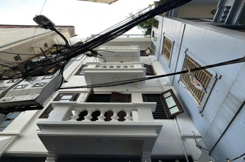 Nhà phân lô phố Trần Quốc Vượng, Dịch Vọng Hậu, Cầu Giấy - 32m², 6.99 tỷ