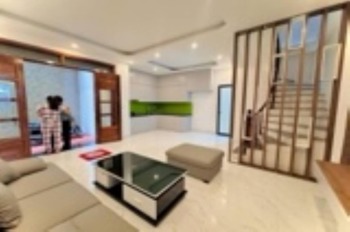 Nhà Hà Đông 40m2 x 5 Tầng, Mặt Ngõ, Gần Hồ, Ô Tô Đỗ - Giá 6.2 tỷ