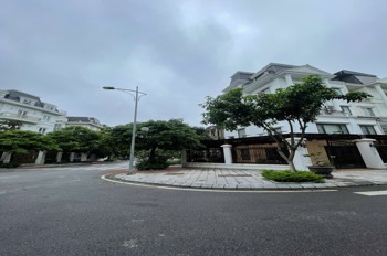 Biệt Thự Lideco - Vị Trí Độc Đáo, View Hồ Tuyệt Đẹp