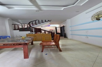 Bán Gấp Nhà Đường Trường Chinh, Đống Đa - Lô Góc 5 Tầng, Giá Tốt