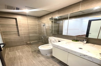Siêu phẩm Vip Đống Đa: Nhà Phân Lô, Gara Ô Tô, Gần Phố - 40m2, Giá 13.95 Tỷ