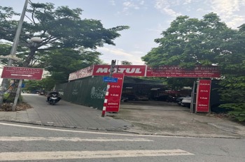 Bán nhà Phạm Văn Đồng - Ngõ Ô Tô - Dân Trí Cao - Giá Tốt