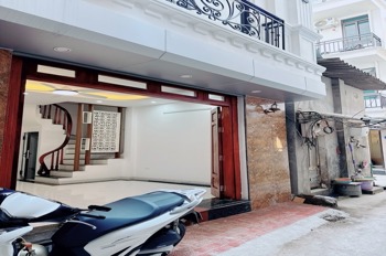 Bán nhà mới full nội thất, mặt tiền, ô tô vào tận nơi - Trương Định
