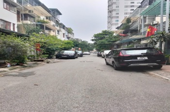 Bán Nhà Quận Thanh Xuân: 75m² - 4 Tầng, Mặt Tiền 5m, Vỉa Hè, Giá 26 tỷ
