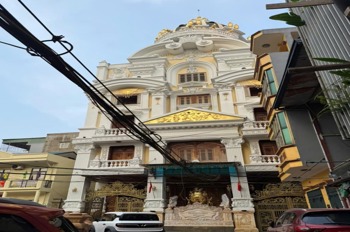 Nhà mới 100% Hoàng Quốc Việt - Cận Lâu Đài, 5 Tầng, Thang Máy, Kinh Doanh Đỉnh Cao