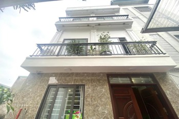 Nhà 3 Tầng, 35m2, Sát Mặt Phố Tây Mỗ - Giá 6.99 Tỷ
