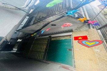 Nhà Mặt Phố Đống Đa - 4 Tầng, 40m2 - Vị Trí Vàng Kinh Doanh