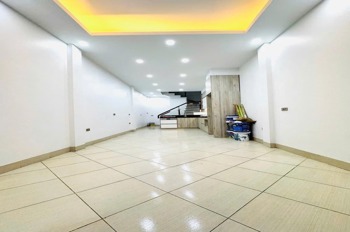 Siêu phẩm Hoàng Văn Thái 30.4m2 x 5 tầng, Lô Góc, Ngõ Ô Tô
