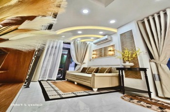 Siêu phẩm nhà phố Phú Nhuận: 3 tầng, 3PN, sát mặt tiền Hoàng Văn Thụ, 6 tỷ