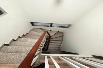 Ngõ 204 Kim Giang: Nhà Đẹp 5 Tầng, Nội Thất Xịn, 6.9 Tỷ