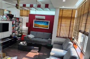 Bán nhà 4 tầng Nguyễn Văn Cừ, Long Biên: 5 phòng ngủ, 34m², giá 5 tỷ