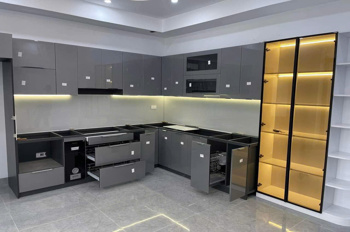XUÂN LA TÂY HỒ - CĂN HỘ 3 NGỦ 3 WC 2 BAN CÔNG 132m GIÁ 9 TỶ HƠN