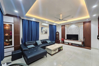 HÀNG HIẾM-LÔ GÓC 2 MẶT TIỀN-Ô tÔ VÀO NHÀ-1 NHÀ RA PHỐ