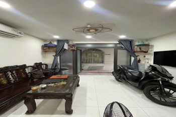 Bán Nhà Đường Phan Văn Hớn, Quận 12 - 8x30m, 19 Phòng Trọ, Tiềm Năng Kinh Doanh Cao