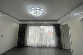 Nhà Thang Máy, 6 Tầng, Ngõ 169 Thái Hà - Giá 12.8 Tỷ
