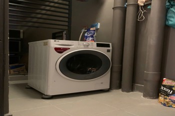 Bán 2N Full Đồ Tầng Trung, Ban Công Đông Nam, Sẵn Sổ, Không Cần Vay