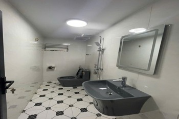 Bán nhà giải phóng, ô tô vào nhà, full nội thất, 48m2 giá 9.95 tỷ - Vị trí vàng
