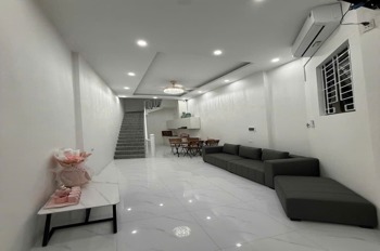 Nhà Xinh Ba Đình - Giá Tốt - Vị Trí Đắc Địa - Đầu Tư/Ở Ngay