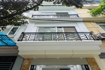 PHÂN LÔ – VỈA HÈ – THANG MÁY – Ở NGAY – KINH DOANH ĐỈNH – PHÚ DIỄN 40M² – 6 TẦNG – 13.9 TỶ