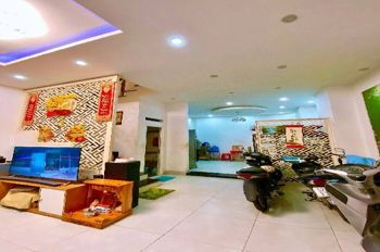 Bán nhà ngay MT Nguyễn Văn Hưởng, Thảo Điền, Quận 2
