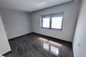 Bưng Ông Thoàn, Phú Hữu -  Nhà 4 tầng Hoàn công đủ, Nội thất đầy đủ, Xe hơi vào nhà, Giá 7,2 Tỷ