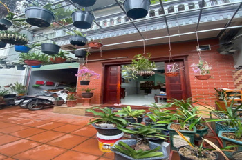 BÁN NHÀ DÂN XÂY KIÊN CỐ ĐẸP Phố Nguyễn Văn Linh 110m2 X3 tầng mặt tiền  6.5m,15.5 tỷ Long Biên