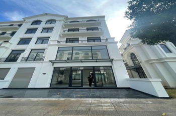 Cho Thuê Nhà Phố Vinhomes Grand Park - Văn Phòng/Ở - Full Nội Thất