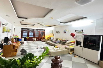 Bán nhà Kim Giang, Hoàng Mai, Hà Nội - 4 Tầng, 49m2 - Giá 11.2 tỷ