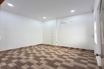 Bán Căn Hộ Quận 5: 2PN, 50m2, Giá 1.75 Tỷ - Vị Trí Vàng
