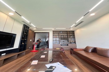 Siêu phẩm mặt phố Mai Dịch, Cầu Giấy: Kinh doanh, thang máy, 70m2, 7 tầng, 29 tỷ