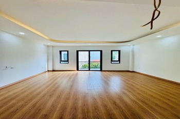 Bán nhà Trần Khát Chân, Ngõ Thông, Lô Góc, Thang Máy, Giá Tốt