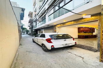 BÁN NHÀ MỚI-ĐẸP 6 TẦNG THANG MÁY Ô TÔ VÀO NHÀ Phố Nguyễn Văn Linh 40m2, 8.55 tỷ Long Biên
