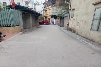 BÁN NHÀ RIÊNG MỚI NGÕ THÔNG Ô TÔ QUA Nguyễn Văn Cừ 4 tầng, 38m2 X7.3 Tỷ Long Biên