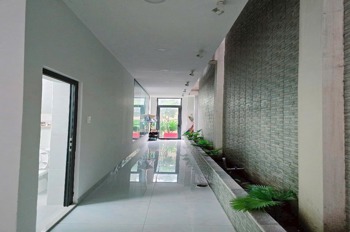 Biệt Thự KDC T30 Phạm Hùng: 1 Trệt 2 Lầu, 10x20m, Giá 18.5 Tỷ