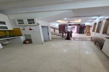 Bán nhà phân lô Mai Dịch - 43.1m2 x 5 tầng - Ô tô đỗ cửa, ngõ thông thoáng