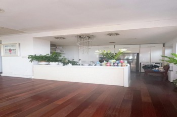 Duplex 305m2 2 Mặt Phố, Lô Góc View Hồ Tây - Giá Sốc!