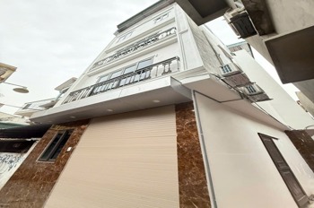Nhà Tổ 5 Đa Sỹ - 30m2 - Giá 6xx Tỷ - Nội Thất Cơ Bản