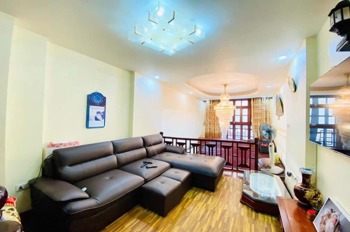 Bán nhà phố Quận Ba Đình, 60m2, 5 tầng, 2 mặt thoáng, KD tốt - Giá 21 tỷ