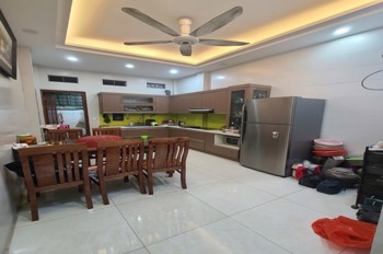 Bán Gấp Nhà Thái Hà - Ô Tô Sát Cửa - 42m2 - Giá 12 Tỷ