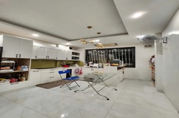 Bán Gấp Nhà Phố Thái Hà 68m², Mặt Tiền 5m, Ô Tô Vào, Giá 19.5 Tỷ