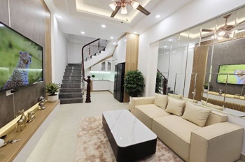 KHÚC THỪA DỤ CẦU GIẤY 27M-5 TẦNG FULL NỘI THẤT XỊN GIÁ 7 TỶ 950