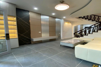 Hoàng Hoa Thám, Ba Đình, Nhà đẹp dân xây, ở ngay, Full nội thất 46m2*4T, G.ía 9,8 Tỷ